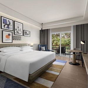 Superior Zimmer mit Kingsize-Bett